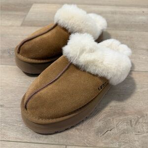 Ugg Platform Slippers | Like New